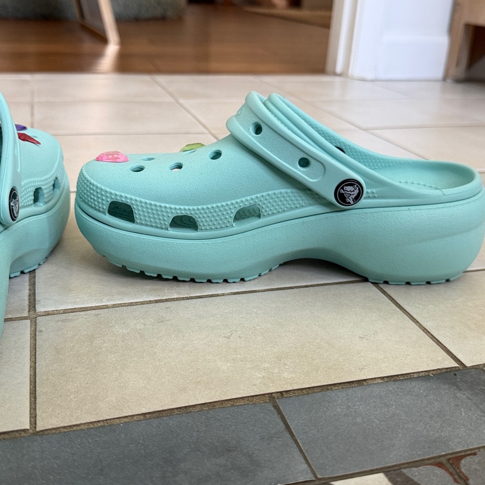 Platform Crocs - image 3